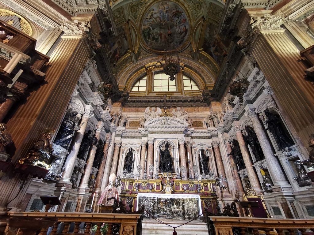 11 Best Things to Do in Naples, Italy 12 Naples Cathedral