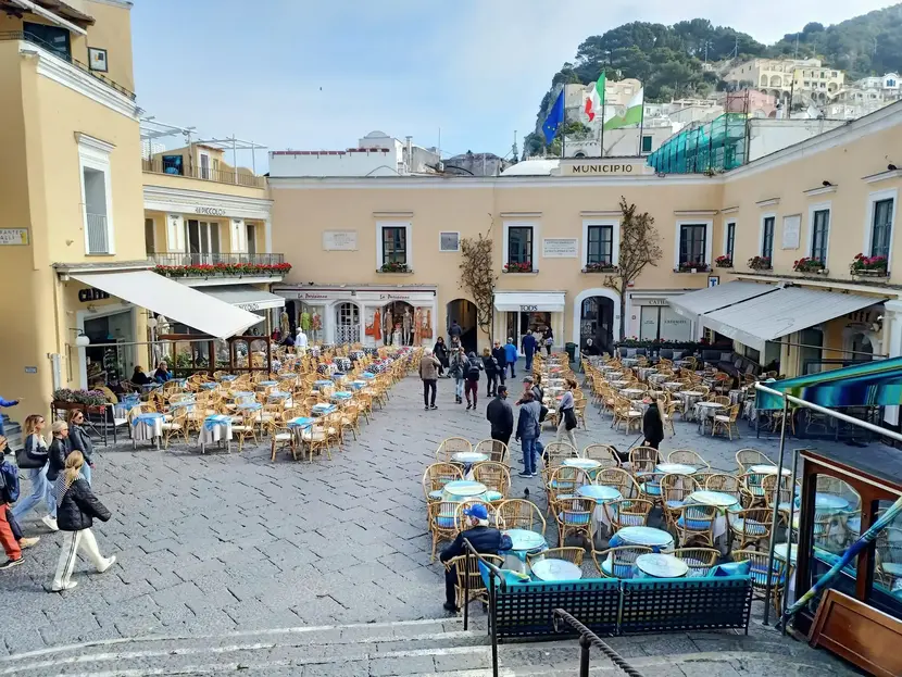 14 Best Things to Do in Capri, Italy 3 La Piazzetta di Capri