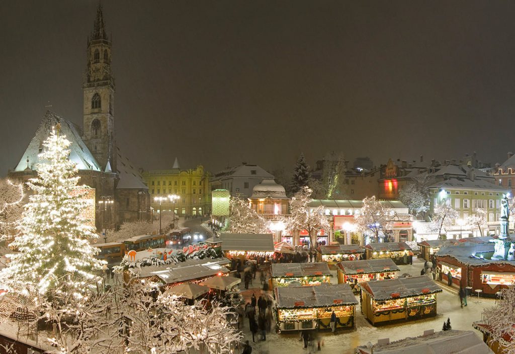 17 Best Places to Spend Christmas in Italy - Italy We Love You