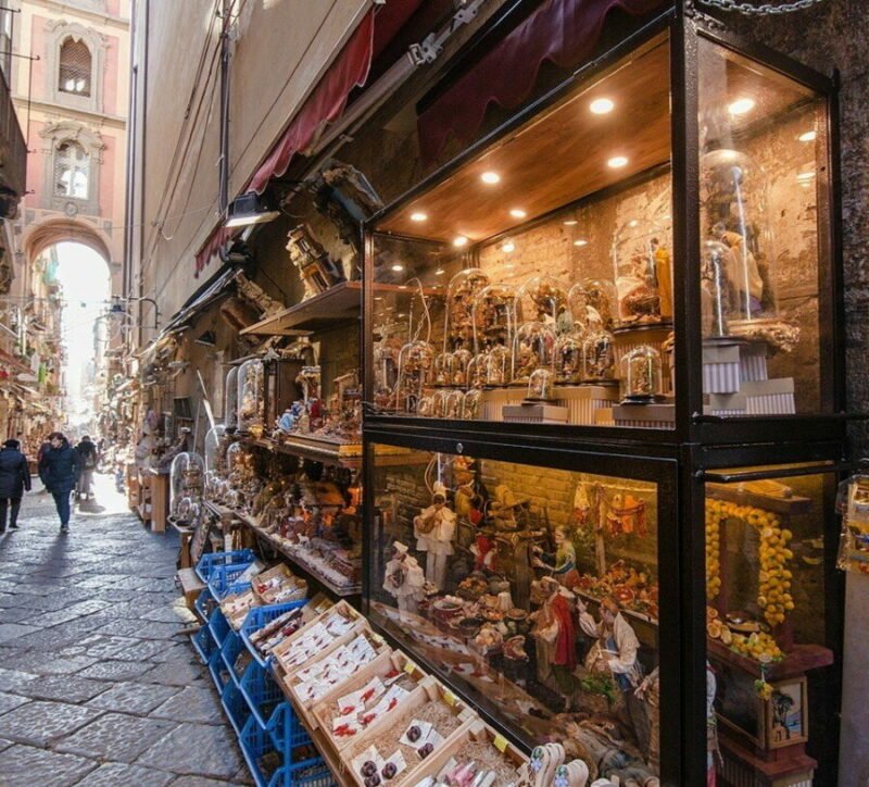 The 9 Most Famous Historic Markets in Italy 9 San Gregorio Armeno, Naples