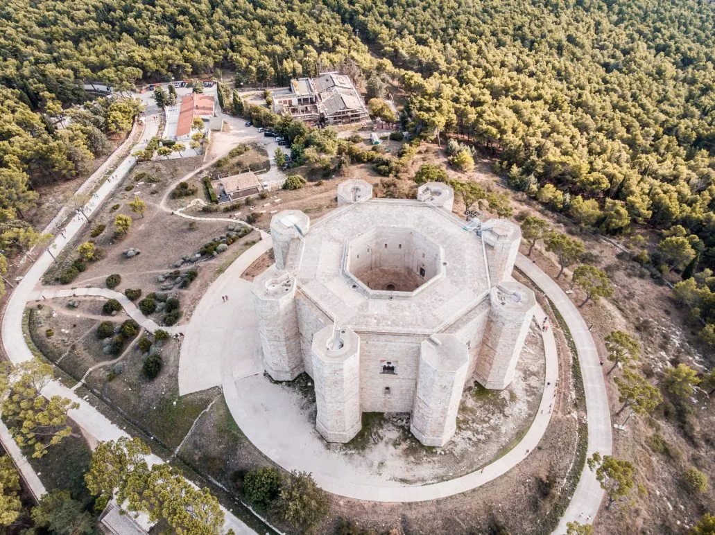 17 Most Beautiful Castles to Visit in Italy 11 Castel del Monte