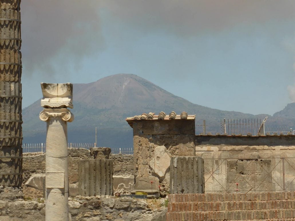13 Best Things to Do in Pompeii, Italy 10 vesuvius-pompeii
