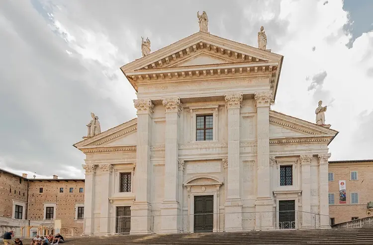 Il-Duomo-di-Urbino