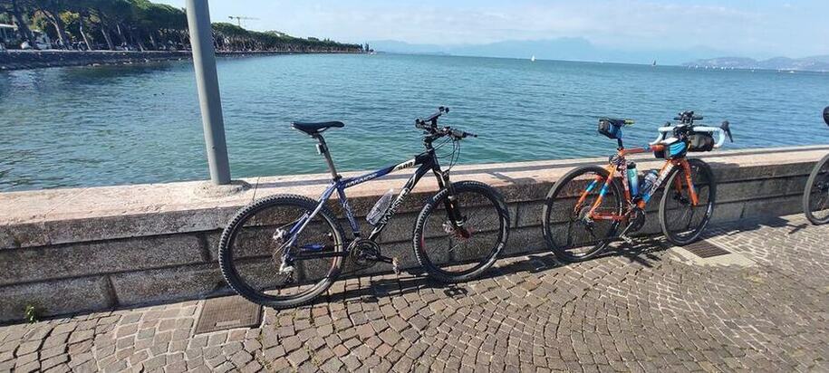 Cycling around Peschiera Del Garda