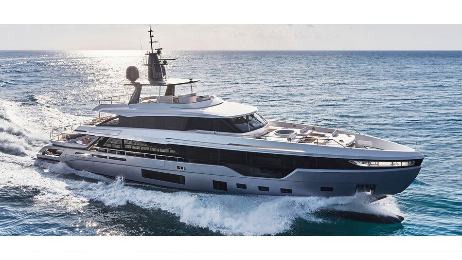 The Top 13 Italian Luxury Yacht Brands 4 Azimut Yachts
