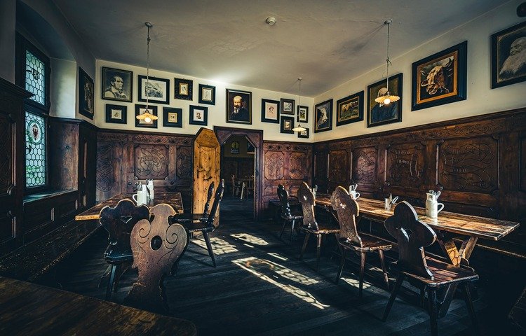 The 8 Best Restaurants in Bolzano, Italy 6 Batzen Bräu, Bolzano