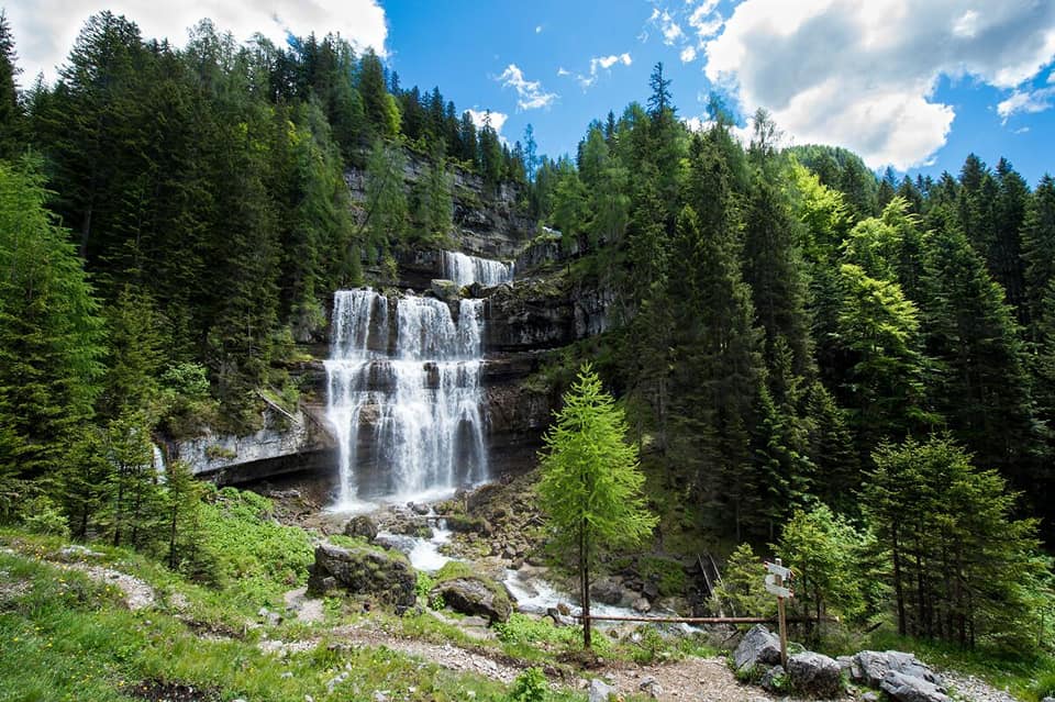 Excursion to Vallesinella waterfalls