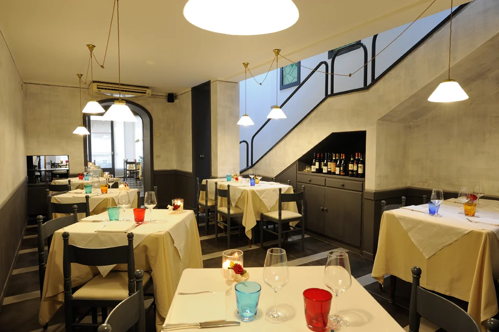 12 Best Restaurants in Lake Maggiore, Italy 5 Lo Stornello, Stresa, Lake Maggiore