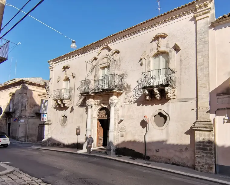 10 Best Things to Do in Ragusa, Italy 8 Palazzo Zacco