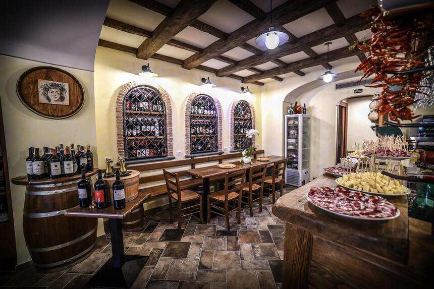 18 Best Restaurants in Sorrento, Italy 5 Fuoro51 Restaurant, Sorrento