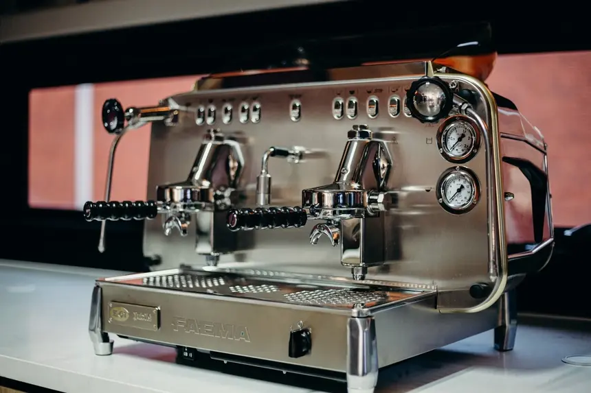 Italian coffee machine outlet