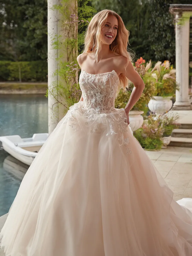 Nicole Milano Wedding Dress