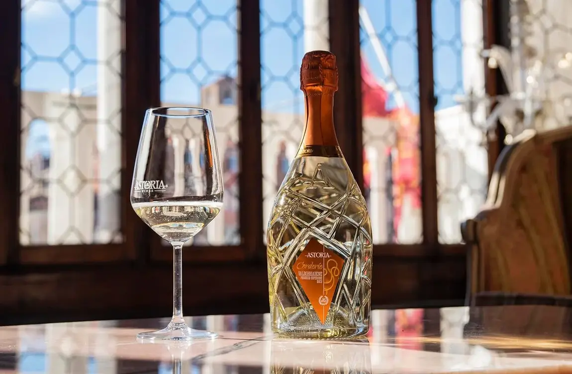 10 Best Italian Prosecco Brands 3 Astoria-Prosecco