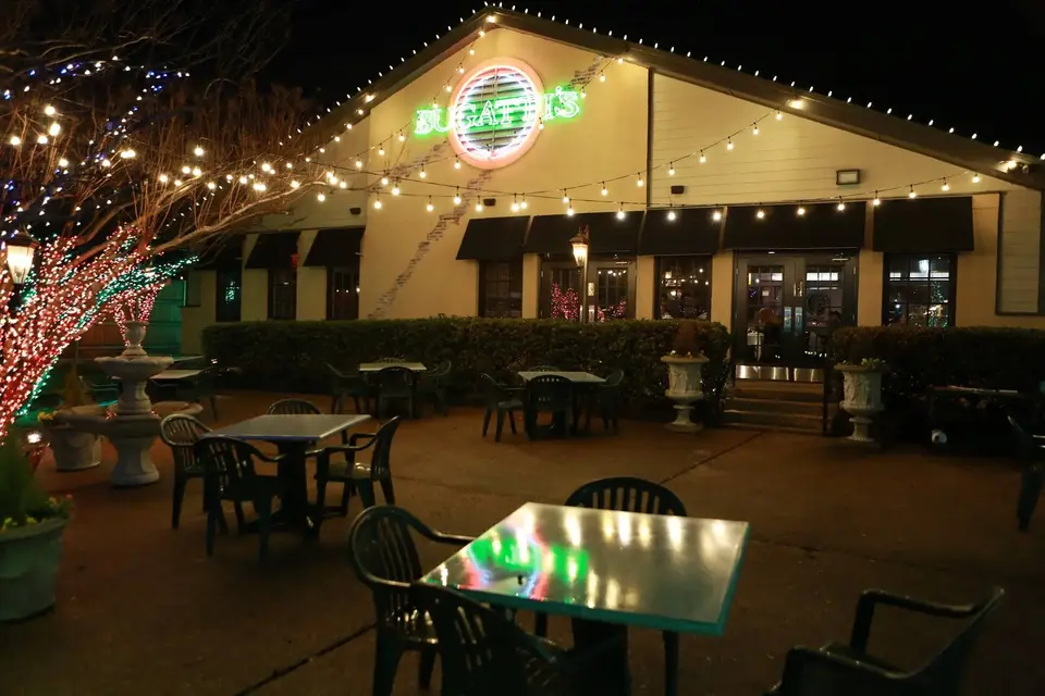 11 Best Italian Restaurants in Dallas, TX 11 Bugatti Ristorante – Dallas