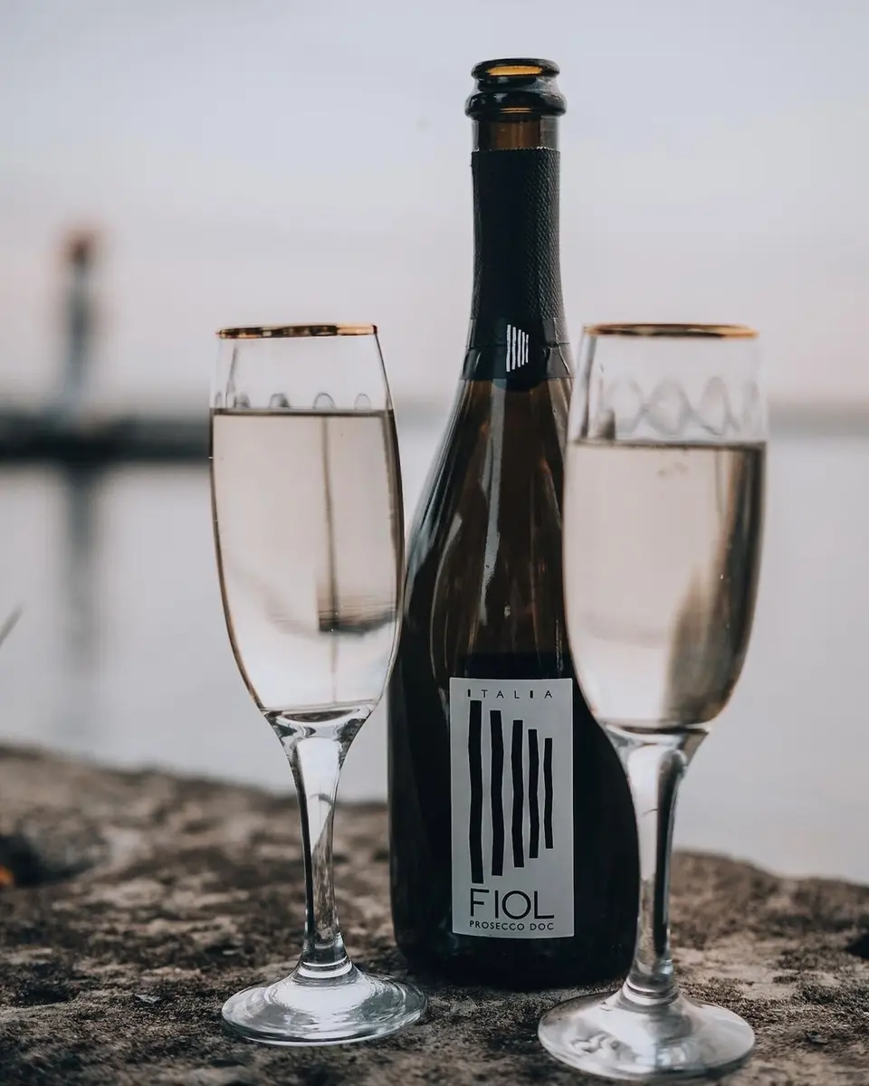 10 Best Italian Prosecco Brands 8 Fiol-Prosecco