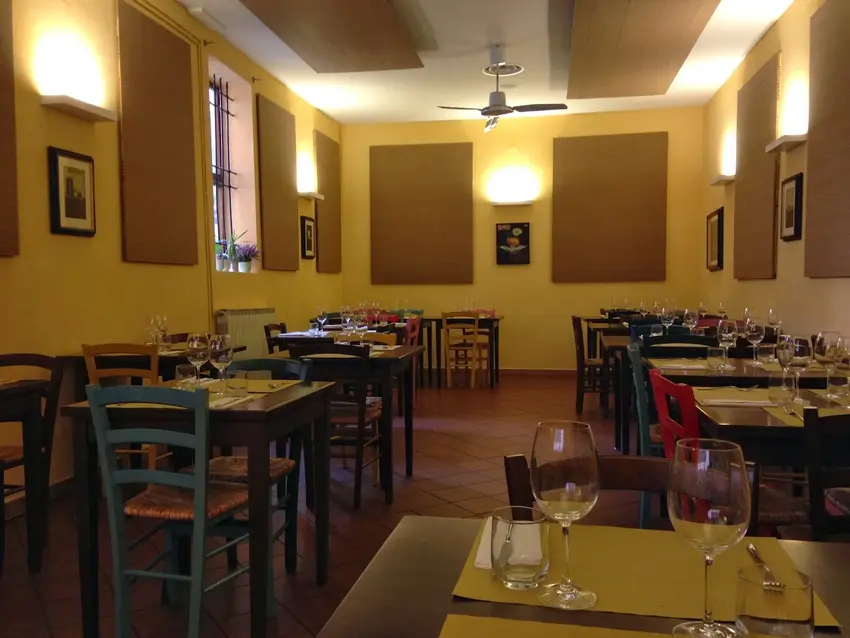 10 Best Restaurants in Bologna, Italy 10 Sale Grosso Vicolo De' Facchini - Bologna