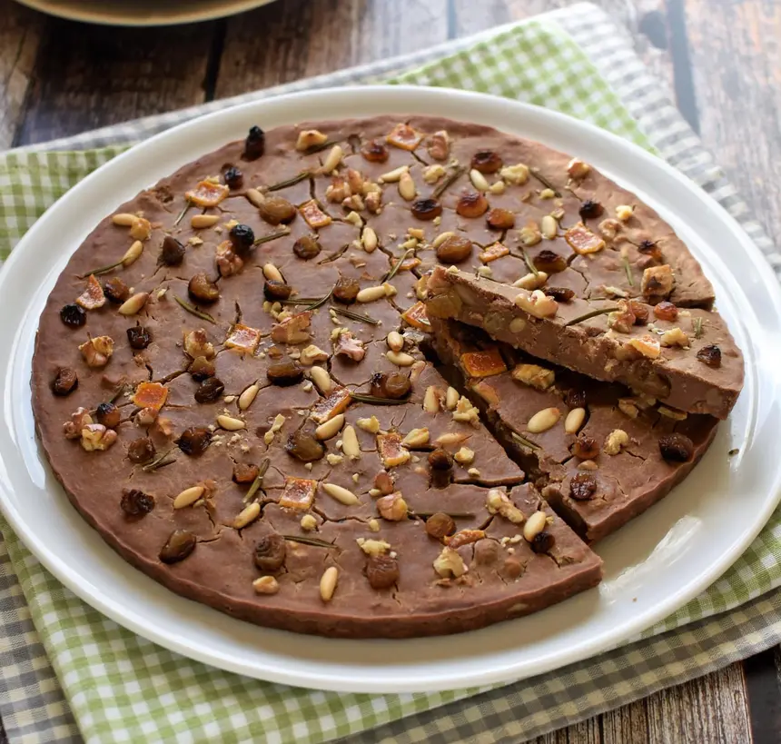 14 Traditional Tuscan Dishes You Need to Try 6 Castagnaccio