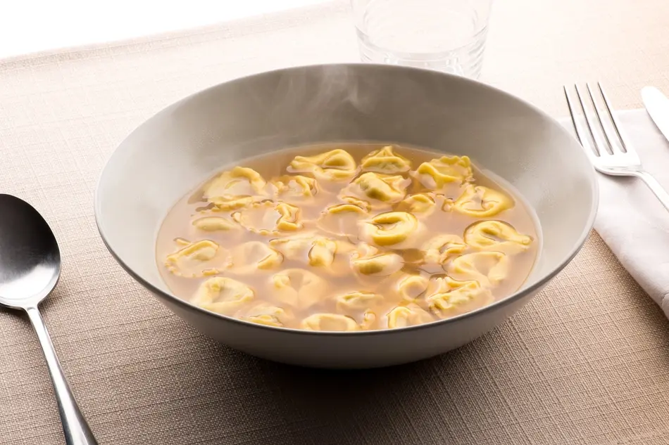 Tortellini in brodo