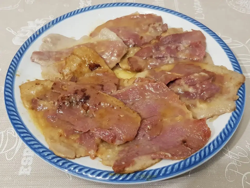 Italian Food: 85 Traditional Dishes To Try in Italy or At Home 7 Saltimbocca alla romana