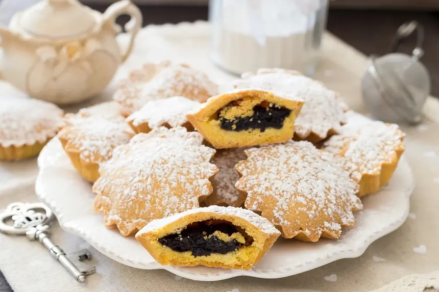 Italian Food: 85 Traditional Dishes To Try in Italy or At Home 26 caggionetti abruzzesi