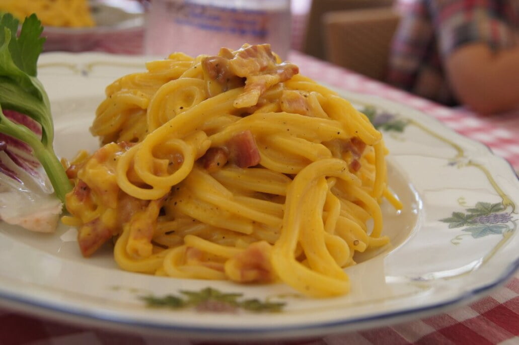 43 Most Popular Pasta Dishes in Italy from Every Region 2 carbonara